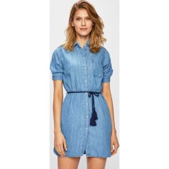 Pepe Jeans - Sukienka. Niebieskie sukienki damskie Pepe Jeans, na co dzień, s, bez wzorów, z bawełny, casualowe, bez kołnierzyka, z krótkim rękawem, krótkie, mini, proste. Za 359,90 zł.