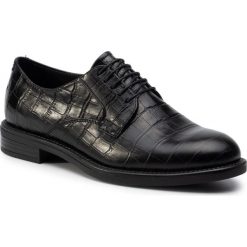 Półbuty VAGABOND - Amina 4203-208-20 Black. Czarne półbuty damskie Vagabond, ze skóry. W wyprzedaży za 299,00 zł.