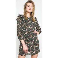 Sukienki hiszpanki: Kiss my dress – Sukienka
