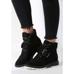 Czarne Botki Miss You Much. Czarne botki damskie vices, za kostkę, bez obcasa, na obcasie, z paskami. Za 89,99 zł.