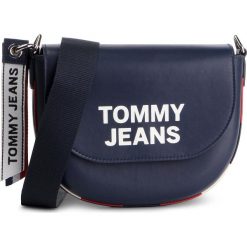 Torebka TOMMY JEANS - Tjw Fun Leather Crossover AW0AW06534 496. Niebieskie listonoszki damskie Tommy Jeans, bez wzorów, z jeansu, bez dodatków. W wyprzedaży za 539,00 zł.