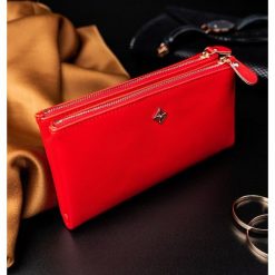 Portfel damski na zamek czerwony Milano Design - Czerwony. Czerwone portfele damskie ze skóry. Za 29,99 zł.