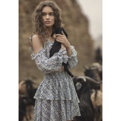 Kremowy Komplet Exact Nature. Brązowe spódniczki damskie other, na spotkanie biznesowe, s, z aplikacjami, eleganckie, mini, rozkloszowane. Za 149,99 zł.