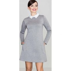 Szara Elegancka Trapezowa Sukienka z Białym Koszulowym Kołnierzykiem. Szare sukienki damskie Molly.pl, na co dzień, s, bez wzorów, z dzianiny, eleganckie, z koszulowym kołnierzykiem, z długim rękawem, długie, trapezowe. Za 149,90 zł.