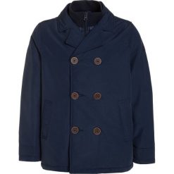 Benetton HEAVY Kurtka zimowa dark blue. Niebieskie kurtki chłopięce marki Benetton, na zimę, z materiału. W wyprzedaży za 149,50 zł.