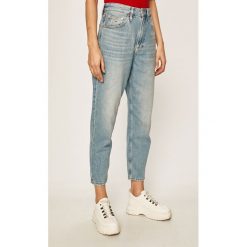Tommy Jeans - Jeansy Sunday. Niebieskie jeansy damskie Tommy Jeans, bez wzorów, z bawełny, z podwyższonym stanem. Za 449,90 zł.