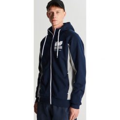 Rozpinana bluza z kapturem - Granatowy. Niebieskie bluzy męskie Cropp, s, bez wzorów, z kapturem, bez rękawów, z kapturem. Za 89,99 zł.