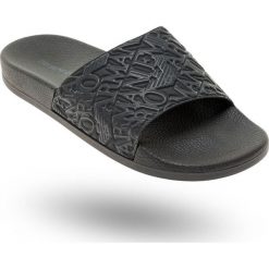 KLAPKI Emporio Armani. Czarne kapcie męskie Emporio Armani, z syntetyku. Za 229,00 zł.