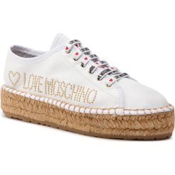 Espadryle LOVE MOSCHINO - JA10173G07JB0100 Bianco. Białe espadryle damskie Love Moschino, z aplikacjami, ze skóry, bez obcasa, na płaskiej podeszwie. W wyprzedaży za 479,00 zł.
