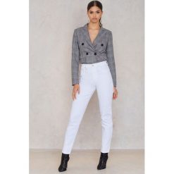 NEUW Jeansy Lola Danna - White. Białe jeansy mom damskie marki NEUW, z denimu. W wyprzedaży za 143,69 zł.