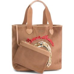Torebka TWINSET - Shopping AA8PLA Camel 000044. Pomarańczowe torebki klasyczne damskie Twinset, bez wzorów, ze skóry ekologicznej, klasyczne, bez dodatków. W wyprzedaży za 389,00 zł.