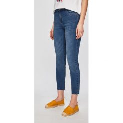 Medicine - Jeansy Basic. Niebieskie jeansy damskie MEDICINE, s, z podwyższonym stanem. W wyprzedaży za 49,90 zł.