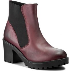 Botki DOLCE PIETRO - 0830-015-01-5 Bordowy. Czerwone buty zimowe damskie marki Dolce Pietro, z materiału, na obcasie. W wyprzedaży za 199,00 zł.