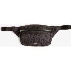 DKNY - Saszetka damska, czarny. Czarne saszetki damskie DKNY, bez wzorów, bez dodatków. Za 449,95 zł.
