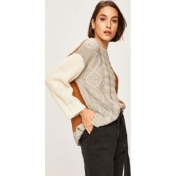Answear - Sweter. Czerwone swetry damskie ANSWEAR, s, bez wzorów, z dzianiny, bez rękawów, bez kaptura. W wyprzedaży za 99,90 zł.
