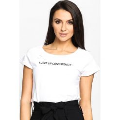 Biały T-shirt Forbidden. Białe bluzki damskie marki Born2be, s, z napisami, z okrągłym kołnierzem. Za 49,99 zł.