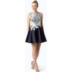 Lipsy - Damska sukienka wieczorowa, niebieski. Niebieskie sukienki balowe Lipsy, z koronki, z klasycznym kołnierzykiem. Za 599,95 zł.