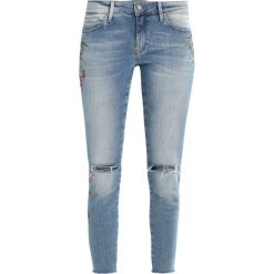 Jeansy damskie: Mavi ADRIANA ANKLE Jeansy Slim Fit light blue denim