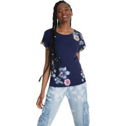 Desigual Munich Koszulka Niebieski. Niebieskie koszulki damskie Desigual, xs, z nadrukiem, z wiskozy, bez kołnierzyka. Za 223,95 zł.