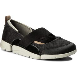 Półbuty CLARKS - Tri Allie 261310984 Black Combi. Czarne półbuty damskie skórzane marki Clarks, na płaskiej podeszwie. W wyprzedaży za 249,00 zł.