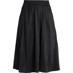 Spódniczki: And Less HANSINE SKIRT Spódnica trapezowa caviar