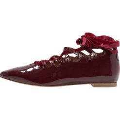 Baleriny damskie: MIISTA GRACIE Baleriny z zapięciem claret red patent