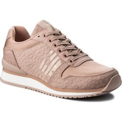 Sneakersy EMPORIO ARMANI - X3X049 XL201 C331 Nude/Nude/Nude. Różowe półbuty damskie marki Emporio Armani, na co dzień, bez wzorów, ze skóry, bez obcasa, na płaskiej podeszwie, bez zapięcia. W wyprzedaży za 509,00 zł.