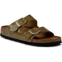 Klapki BIRKENSTOCK - Arizona Bs 1016883 Cosmic Sparkle Olive Tree. Zielone klapki damskie Birkenstock, bez wzorów, ze skóry ekologicznej, bez obcasa. Za 299,00 zł.
