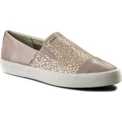 Tenisówki GEOX - D Giyo B D829FB 0DCBC C8056 Antique Rose. Różowe półbuty damskie Geox, bez wzorów, z gumy, bez obcasa, na płaskiej podeszwie, bez zapięcia. W wyprzedaży za 289,00 zł.