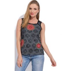 Top w kolorze czarno-szarym. Szare topy damskie Namaste, bez wzorów, z bawełny, klasyczne, z dekoltem karo, bez rękawów. W wyprzedaży za 107,95 zł.