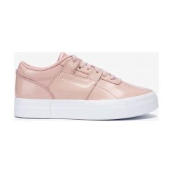 Reebok Classic Workout Lo Tenisówki Różowy. Różowe trampki i tenisówki damskie Reebok Classic, bez wzorów, ze skóry, bez zapięcia. Za 464,95 zł.