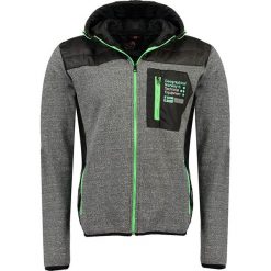 Kurtka softshellowa "Fwigy" w kolorze czarnym. Czarne kurtki męskie Geographical Norway Men, s, z nadrukiem, z bawełny, bez kaptura. W wyprzedaży za 139,95 zł.