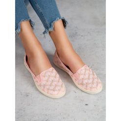 RÓŻOWE TRAMPKI SLIP ON VICES. Różowe trampki i tenisówki damskie vices, bez wzorów, bez zapięcia. Za 40,90 zł.