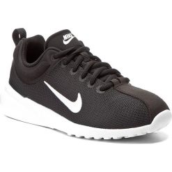 Buty NIKE - Superflyte 916784 001 Black/White. Czarne buty sportowe damskie Nike, bez wzorów, z tworzywa sztucznego, sportowe. W wyprzedaży za 199,00 zł.