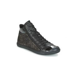 Buty Pataugas BONO/C. Czarne trampki i tenisówki damskie Pataugas, bez wzorów, bez zapięcia. Za 487,20 zł.