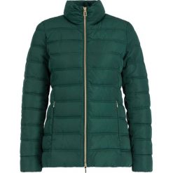 Kurtka puchowa Geox Eliska W9428H T2581 F3208. Zielone kurtki damskie Geox, bez wzorów, z poliesteru, bez kaptura. W wyprzedaży za 529,00 zł.