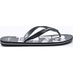 Pepe Jeans - Japonki. Czarne kapcie męskie marki Pepe Jeans, z jeansu. W wyprzedaży za 69,90 zł.