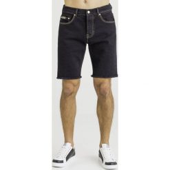 SPODENKI JEANSOWE versace jeans couture. Czarne spodenki i szorty męskie Versace Jeans Couture, m, bez wzorów, z jeansu. Za 1079,00 zł.