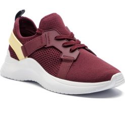 Sneakersy CALVIN KLEIN - Urbi E4485 Bordeaux/Pastel Yell. Czerwone półbuty damskie Calvin Klein, ze skóry ekologicznej. W wyprzedaży za 369,00 zł.