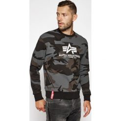 Bluza Alpha Industries Basic 178302C. Zielone bluzy męskie Alpha Industries, m, bez wzorów, bez kołnierzyka, bez rękawów, bez kaptura. Za 279,00 zł.