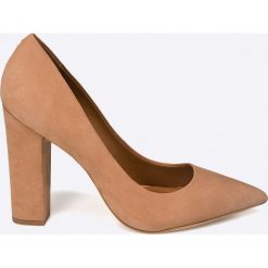 Steve Madden - Czółenka. Brązowe szpilki Steve Madden, bez wzorów, ze skóry, bez obcasa, na obcasie. W wyprzedaży za 339,90 zł.