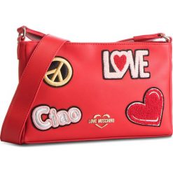 Torebka LOVE MOSCHINO - JC4086PP17LJ0500 Rosso. Czerwone torebki klasyczne damskie Love Moschino, bez wzorów, ze skóry ekologicznej, bez dodatków. W wyprzedaży za 479,00 zł.
