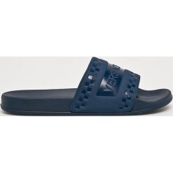 Versace Jeans - Klapki. Niebieskie kapcie męskie marki Versace Jeans, z jeansu. Za 169,90 zł.