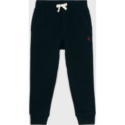 Polo Ralph Lauren - Spodnie dziecięce 110-128 cm. Niebieskie spodnie chłopięce Polo Ralph Lauren, bez wzorów, z bawełny. Za 259,90 zł.