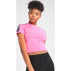 T-shirty damskie: Fenty PUMA by Rihanna CROPPED TEE Tshirt z nadrukiem knockout pink
