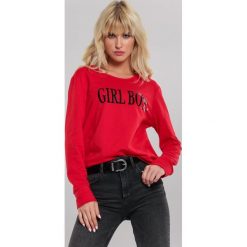 Czerwona Bluza Girl Rule. Czerwone bluzy damskie Renee, uniwersalny, z tkaniny. Za 99,99 zł.
