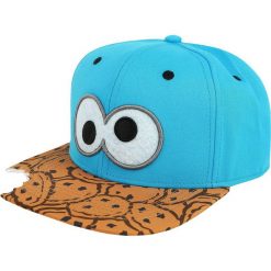 Ulica Sezamkowa Cookie Monster Czapka Snapback wielokolorowy. Niebieskie czapki z daszkiem damskie marki Ulica Sezamkowa, z aplikacjami, z tworzywa sztucznego. Za 79,90 zł.