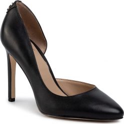 Szpilki GUESS - Tedson3 FL5TS3 LEA08 BLACK. Czarne półbuty damskie Guess, z aplikacjami, ze skóry ekologicznej, eleganckie, bez obcasa, na obcasie, bez zapięcia. Za 639,00 zł.