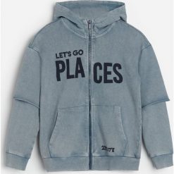 Bawełniana bluza dresowa z kapturem -. Bluzy męskie Reserved, bez wzorów, z bawełny, z kapturem, bez rękawów, z kapturem. Za 79,99 zł.