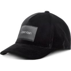 Czapka z daszkiem CALVIN KLEIN - Velvet Cap K60K604894 001. Czarne czapki damskie marki Calvin Klein, bez wzorów, z poliesteru. Za 179,00 zł.